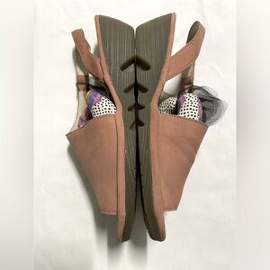 FLY London Womens Palp Wedge